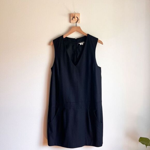 Vince. Wool Blend Sleeveless Shift Dress Size 12 - Picture 4 of 9
